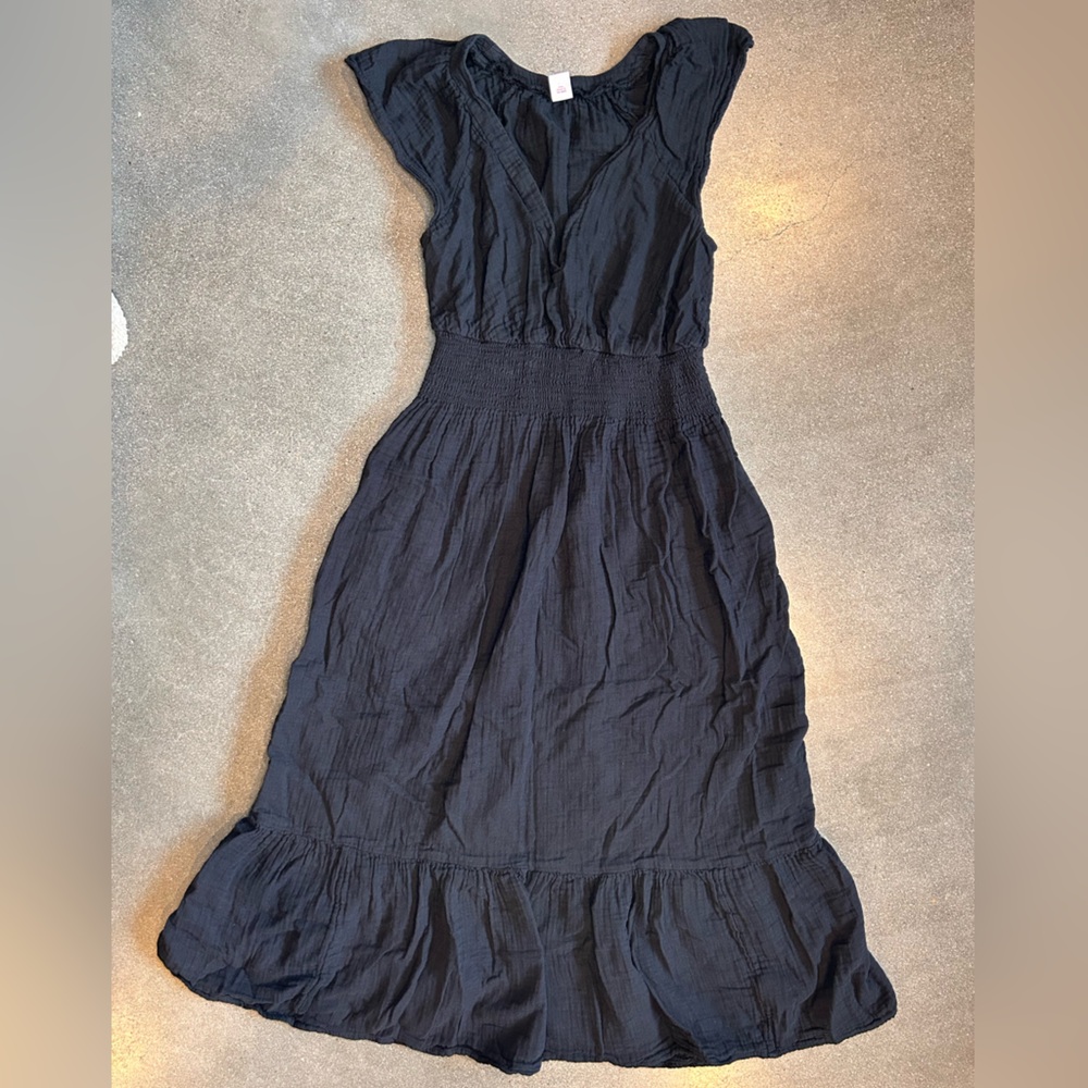 Cotton v-neck dress